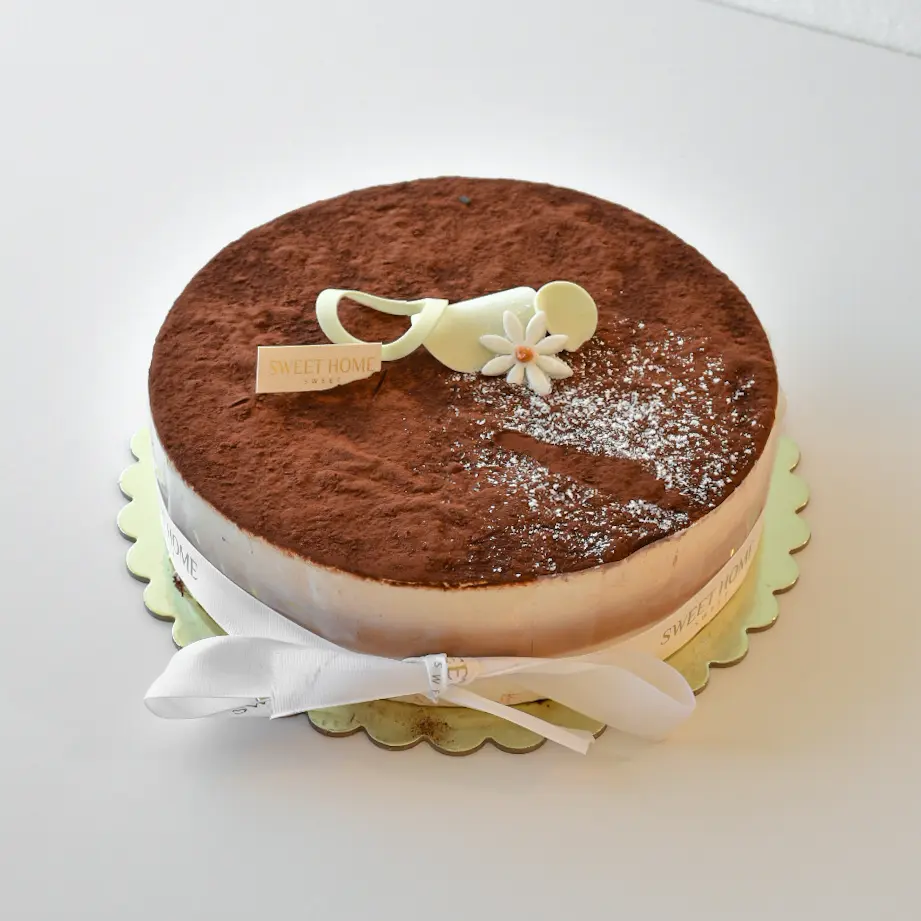 Tiramisu cake